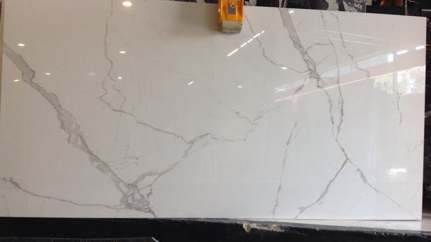 AHTS CALACATTA EXTRA PB 320X160X.6