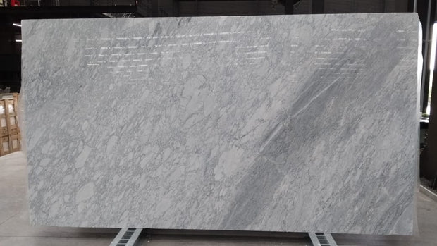 BLANCO CARRARA VENATO PULIDO BRILLADO X2