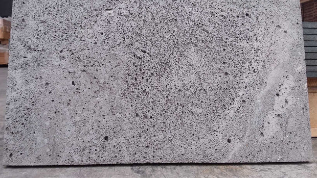 RECINTO VOLC PORO MEDIO NATURAL 60X40X2