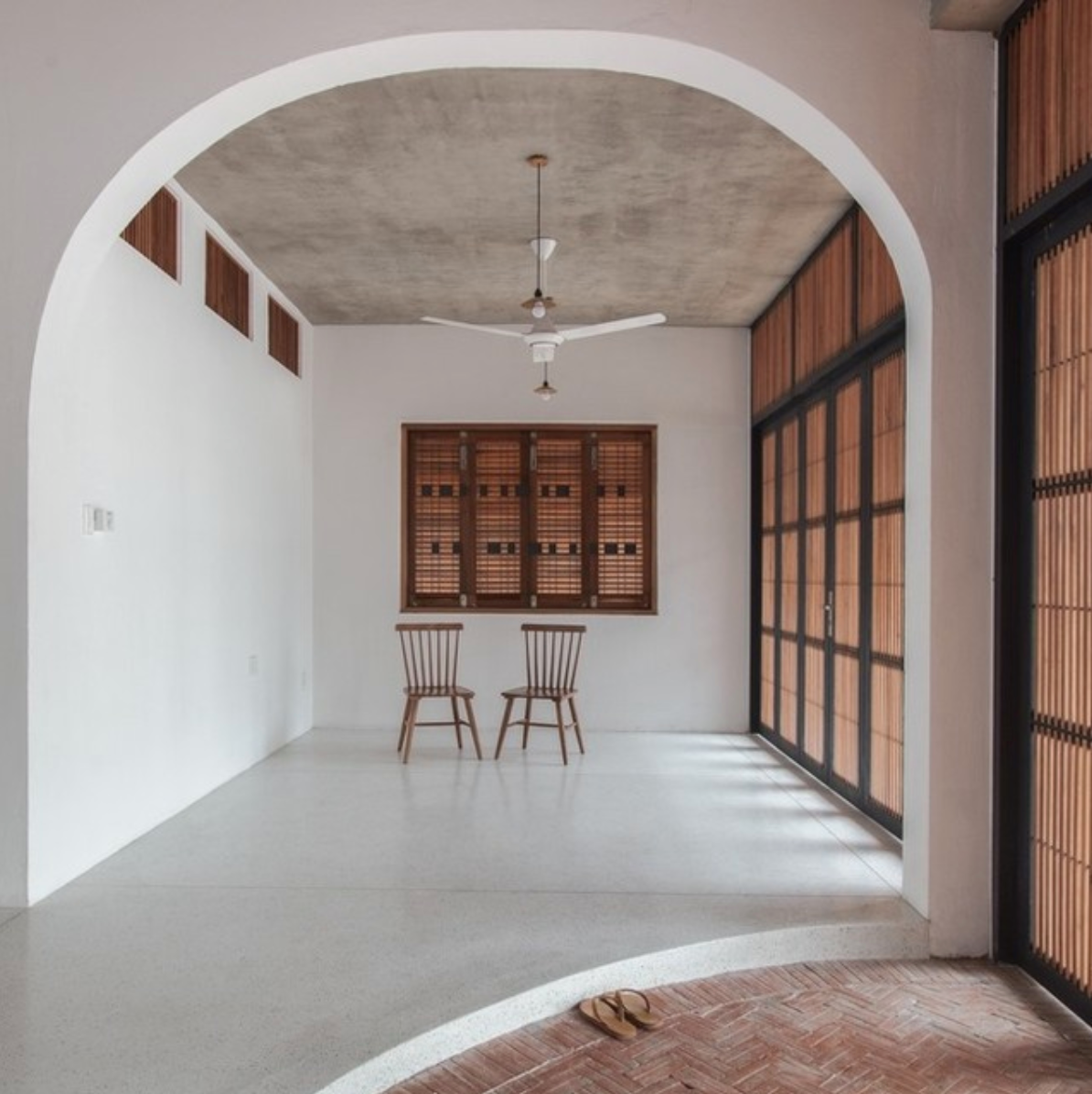 Tile Roof House por K59atelier