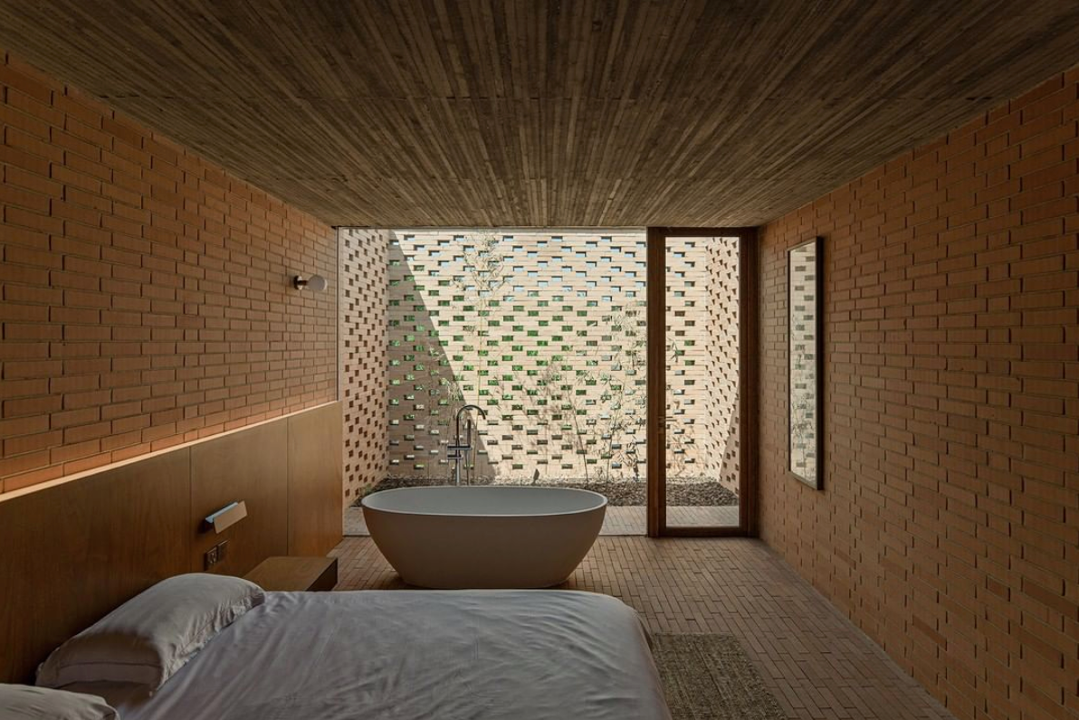 Courtyard Villa por Arch Studio